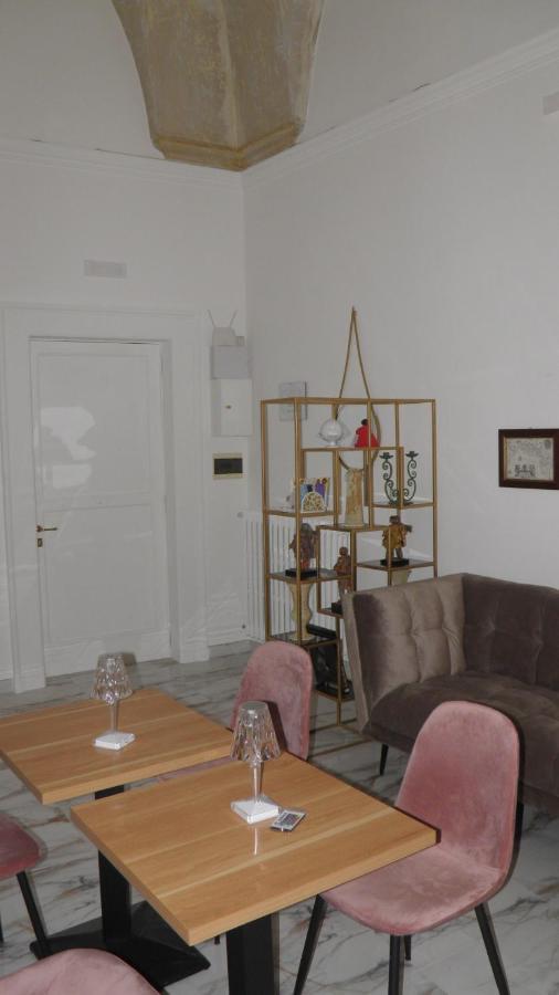 La Dimora Di Re Idomeneo Bed and Breakfast Lecce Exteriör bild