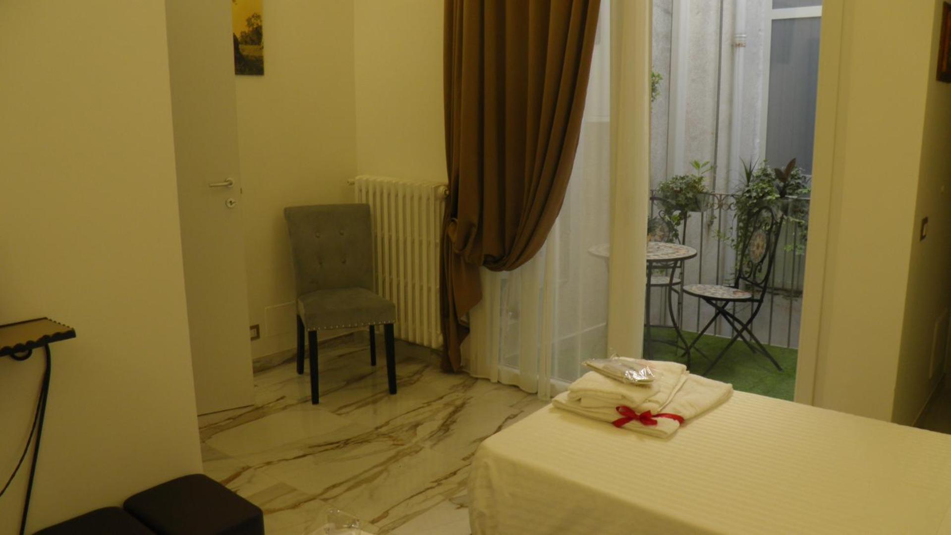 La Dimora Di Re Idomeneo Bed and Breakfast Lecce Exteriör bild